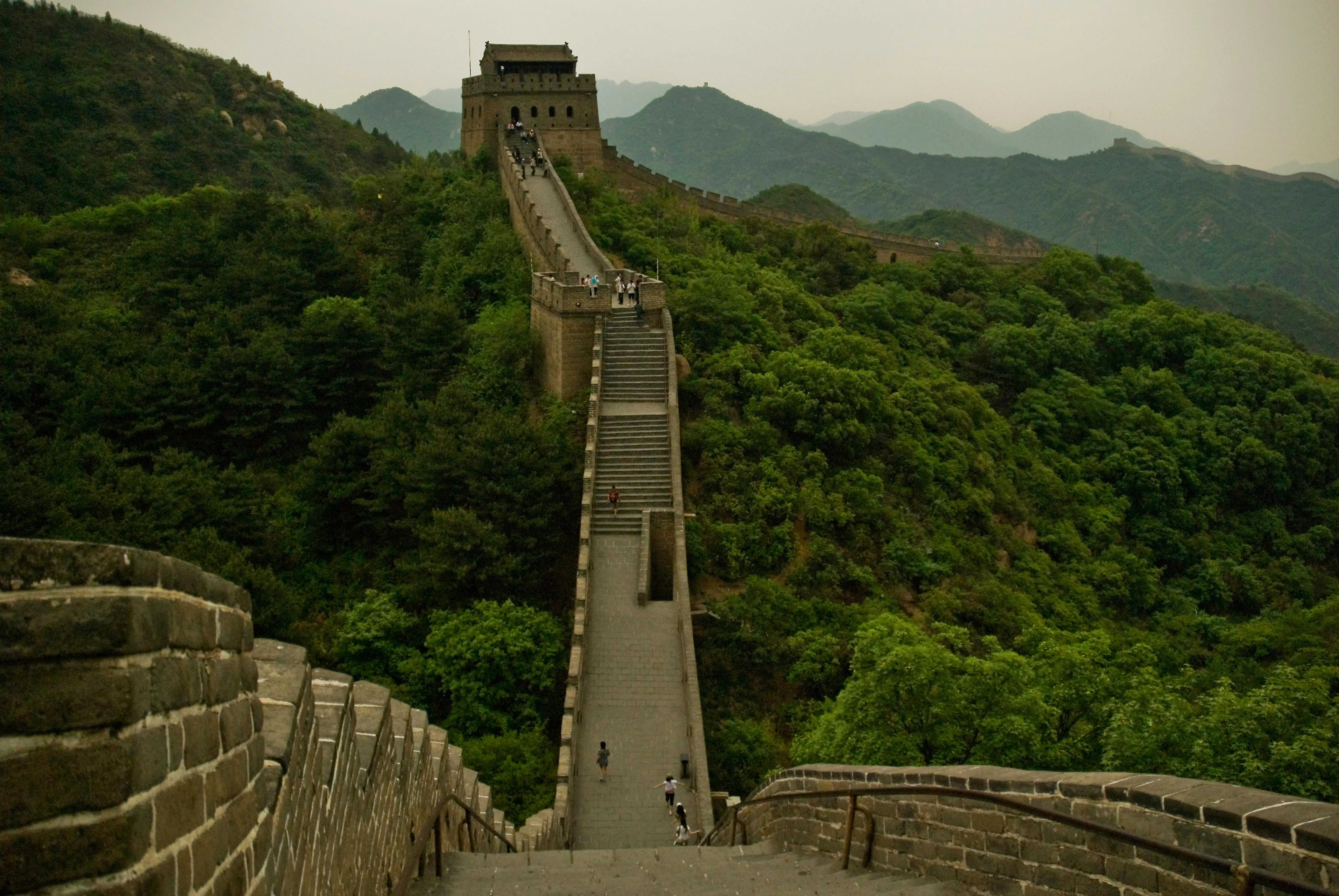 how long is the great wall of china