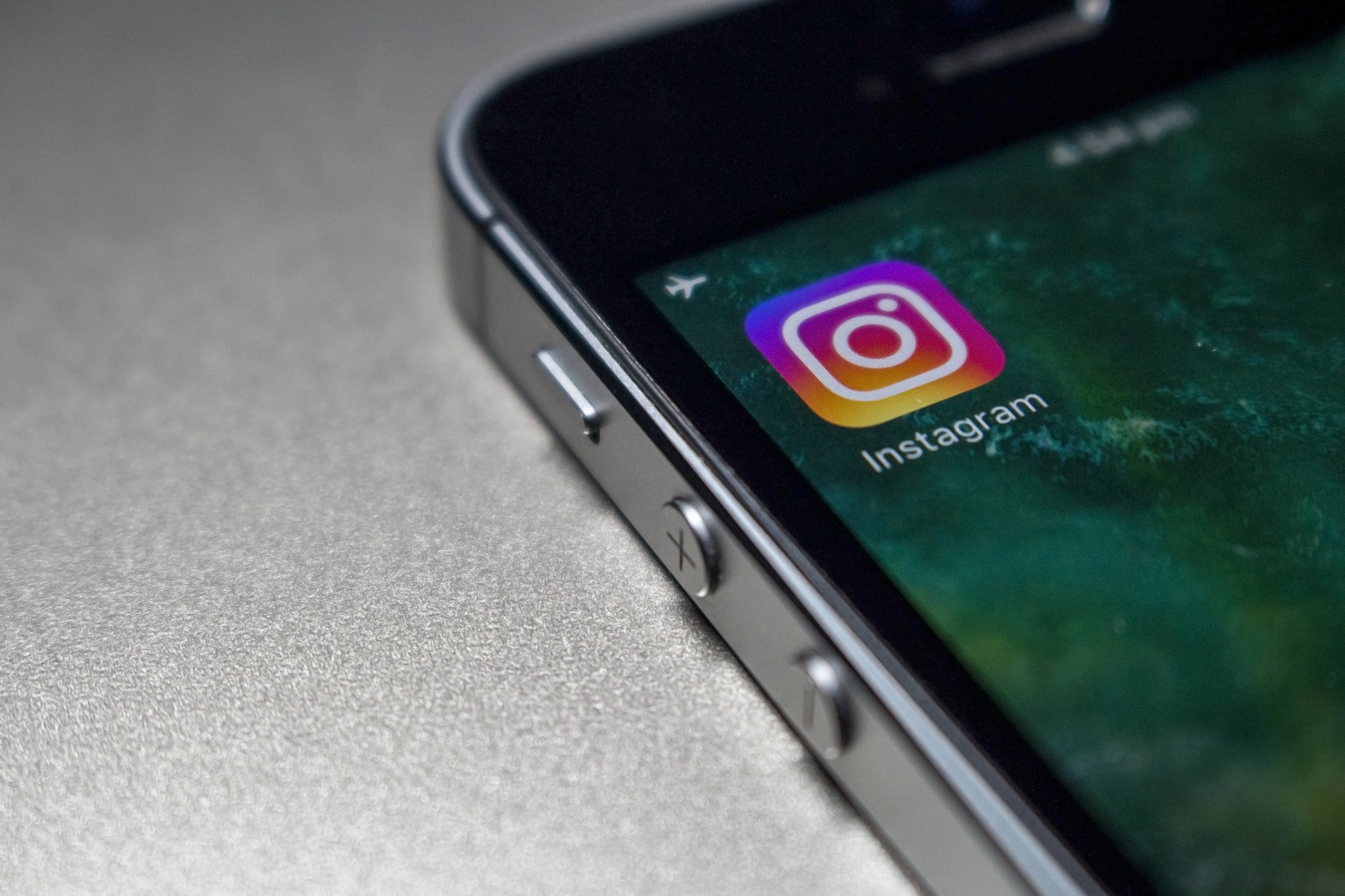 how to delete an instagram account